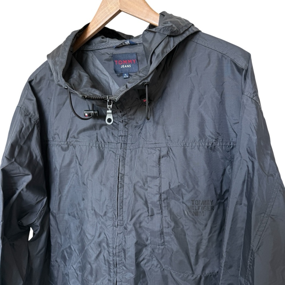 VTG! 2000s Y2K Tommy Jeans Windbreaker Jacket Mens XL Black Hooded Full Zip Logo - Picture 3 of 9